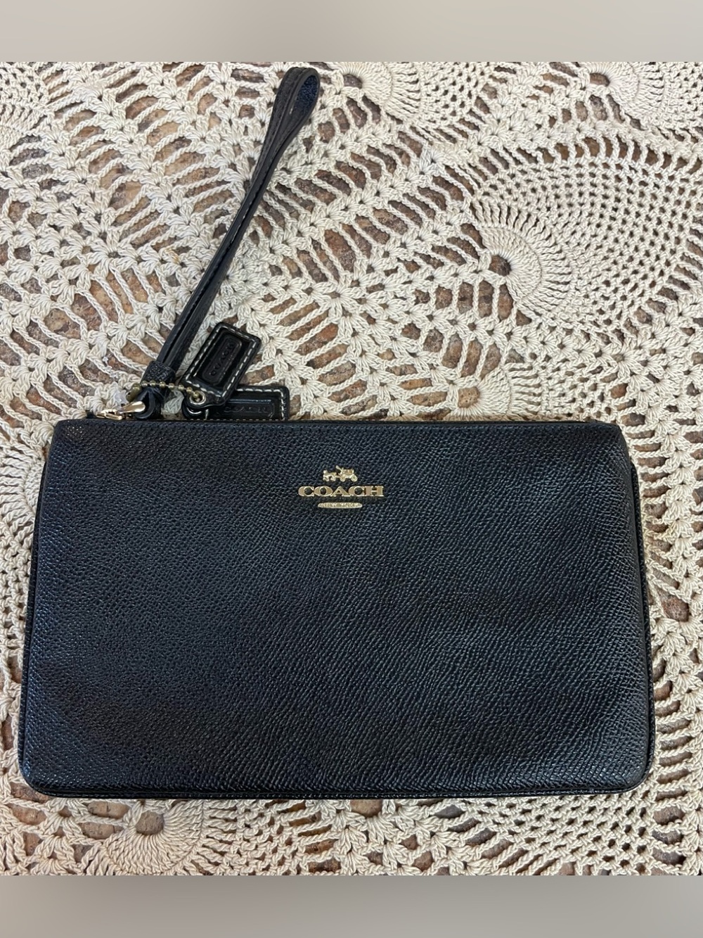 Coach Crossgrain Leather Wristlet - Large